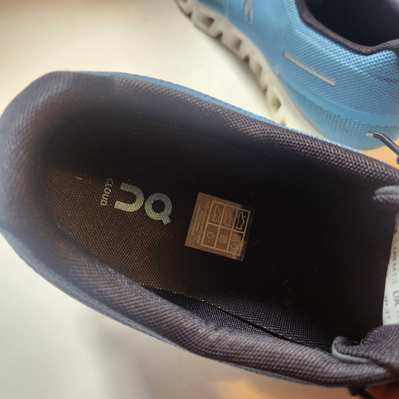 On Cloud 5 Running shoes size 13 in EUC - Picture 12 of 13